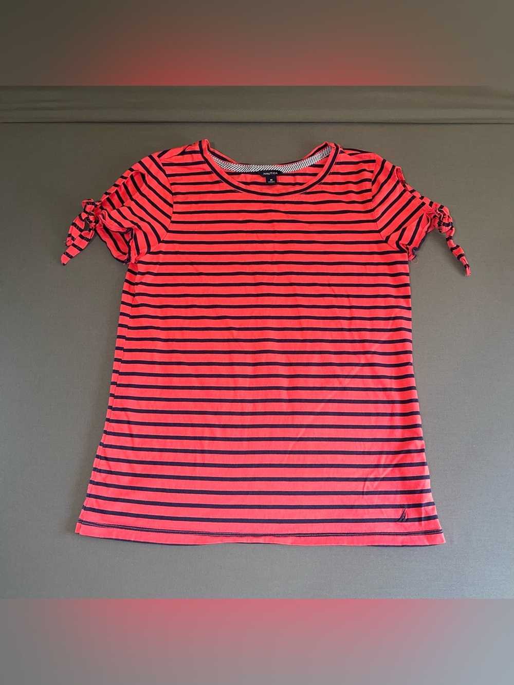 Nautica Coral & Navy Striped Top Women’s Size Medium Tie Sleeves Preppy